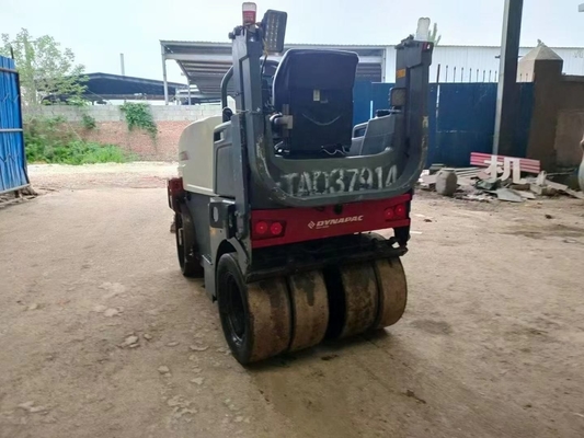 Dynapac CC1100C 3ton wegroller met krachtige krachttemperatuur in zware constructie