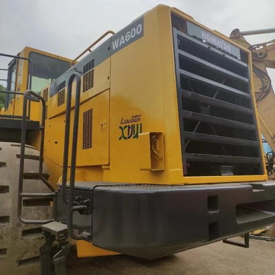 Komatsu WA600 tweedehands wiellader in goede staat met 178/kw bewegende wielmachine