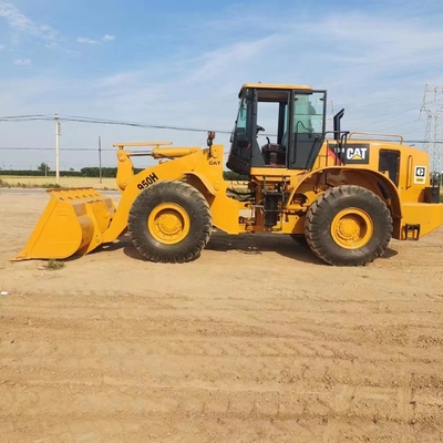 Gebruikte Caterpillar 950H-lader met originele verf en 70 kW stroom uit Japan
