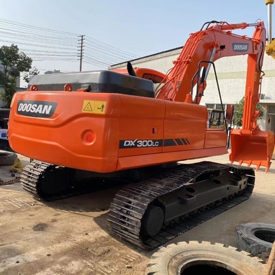Japan Original Tractor Machine Doosan DX300LC Gebruikte graafmachine met gratis verzending vandaag