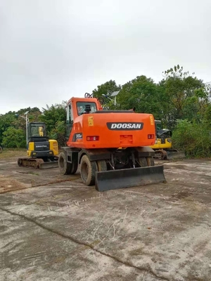 Gebruikte Doosan DH150W-7 graafmachine met HINO-motor 15000 kg Machine Gewicht en Japan