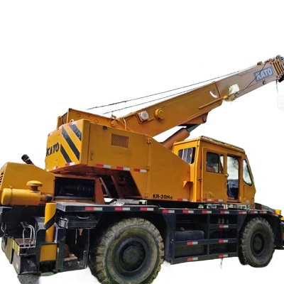 Goede staat Kato KR-35H kraan met HINO motor lage werktijden