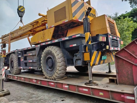 Goede staat Kato KR-35H kraan met HINO motor lage werktijden