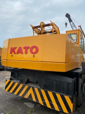 Kato NK-500E Gebruikte kraan met lage werktijden en goede conditie tegen betaalbare prijs