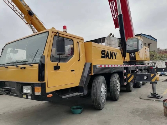 100 ton SANY STC1000 kruipkraan met originele verf en EPA-motor in goede staat