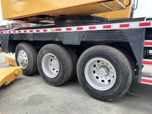 100 ton SANY STC1000 kruipkraan met originele verf en EPA-motor in goede staat