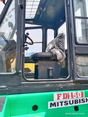 Mitsubishi FD150 tweedehands vorklift in goede staat voor andere emmercapaciteit