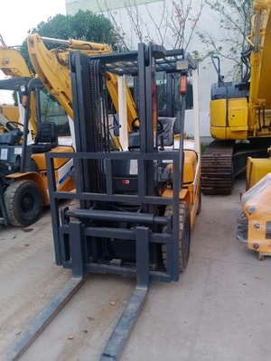 Japan Original TCM FD25 2Ton Vorklift met 96KW EPA Motor en Hydraulisch Systeem