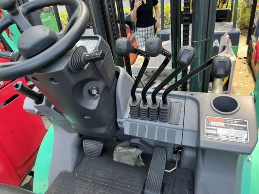 35 ton Mitsubishi tweedehands vorklift in goede staat met Liyuan hydraulische pomp