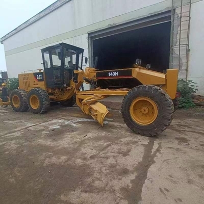 Gebruikte CAT140H motorgrader met wegbanden en Cummins motor in goede staat