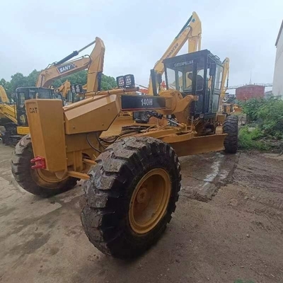 Gebruikte CAT140H motorgrader met wegbanden en Cummins motor in goede staat