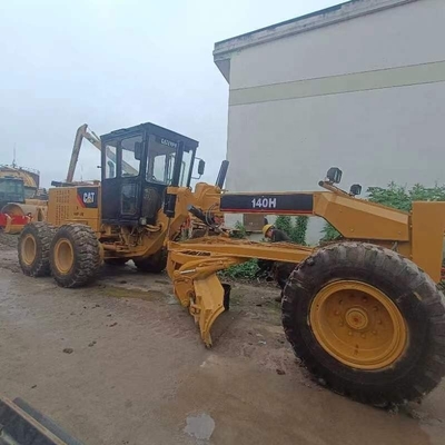 Gebruikte CAT140H motorgrader met wegbanden en Cummins motor in goede staat