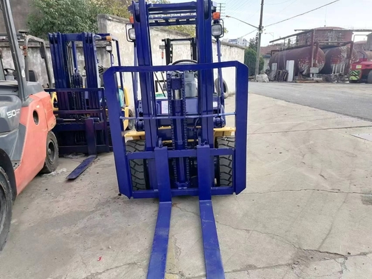 Gebruikte Komatsu FD30 kleine vorklift 3TON uit Japan Uitstekende werkomstandigheden