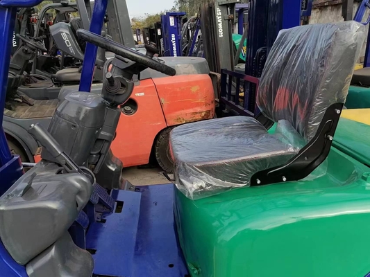 Gebruikte Komatsu FD30 kleine vorklift 3TON uit Japan Uitstekende werkomstandigheden