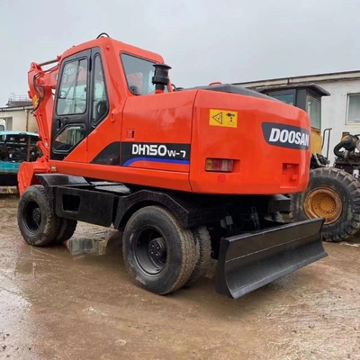 Japan Doosan DH150W-7 Digger met originele verf en 0.1m3 emmercapaciteit in Japan