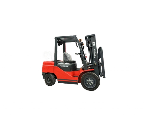 Tweedehands 3,5 ton 3 ton Dieselmotor Vorklift TOYOTA 35 30 voor het tillen van magazijncontainers