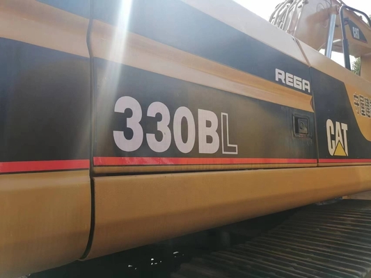 30 ton gebruikte Caterpillar 330BL graafmachine met een emmercapaciteit van 0,2 m3 en originele verf