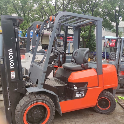 3000 KG Jaar 2023 TOYOTA Japan Made FDZN30 3 TON Vorklift Diesel Palet Lifting Truck