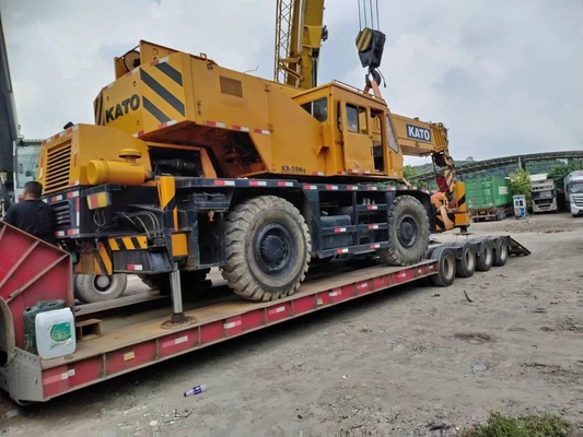Kato KR-35H Gebruikte kraan met Japanse motor en 35 ton bedrijfsgewicht in grote vraag