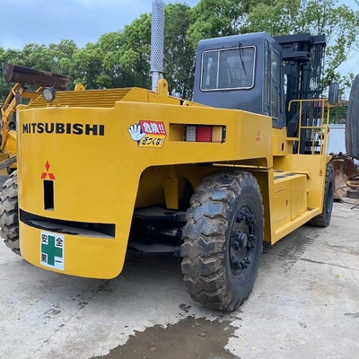 Dieselmotor Zware vorkheftruck FD300 30 ton Japan Originele machine Hydraulische container palletheftruck