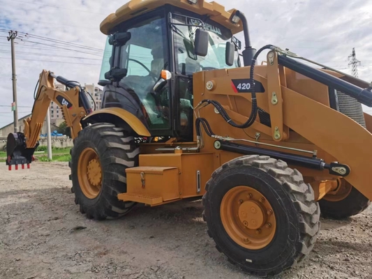 Origineel Japan 9TON EPA Motor cummis Hydraulische baggerlader CAT 420F in Shanghai