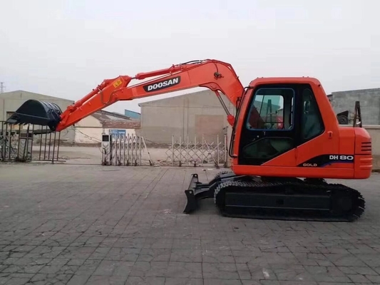 Gebruikte Doosan DH80 graafmachine met originele verf en Liyuan hydraulische cilinder in Japan