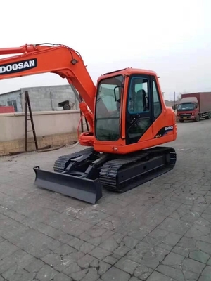 Gebruikte Doosan DH80 graafmachine met originele verf en Liyuan hydraulische cilinder in Japan