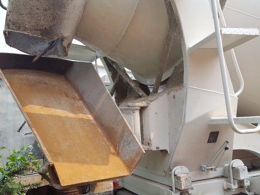 Gebruikte Howo 25ton betonmixer met 10CBM capaciteit en unieke verkooppunten