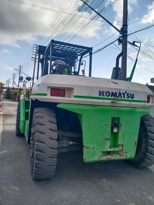 24000 kg Gebruikte KOMATSU Vorklift FD240 Pallet Lifting Truck Handmatige werking 24ton Truck
