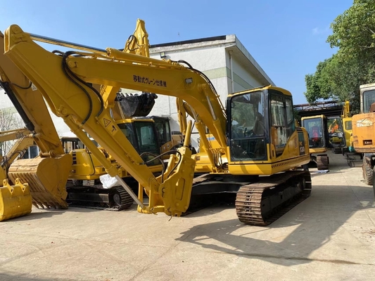 Tweedehands 13ton KomatsuPc130 graafmachine met lage werktijden en 3M3 emmercapaciteit