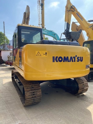 Tweedehands 13ton KomatsuPc130 graafmachine met lage werktijden en 3M3 emmercapaciteit