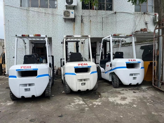 Veiliger gebruikte TCM 3 ton 3,5 ton Diesel vorklift met ISUZU YANMAR MISUBISHI motor FD30