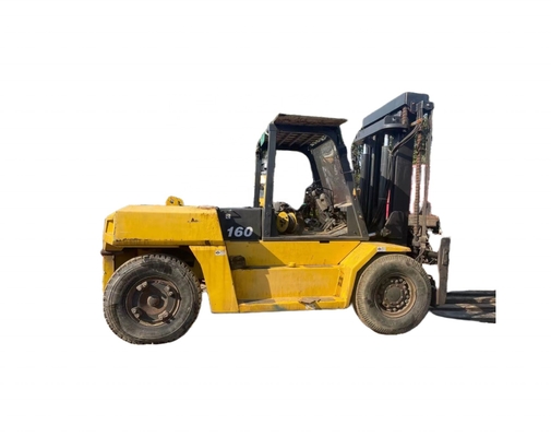 Zware apparatuur KOMATSU Forklift FD160 met een capaciteit van 16 ton in uitstekende arbeidsomstandigheden