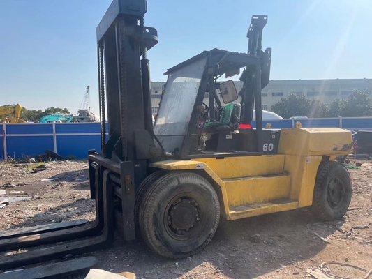 Zware apparatuur KOMATSU Forklift FD160 met een capaciteit van 16 ton in uitstekende arbeidsomstandigheden