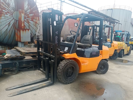 Uitstekende werkomstandigheden 3 ton Toyota FD30 Mini Vorklift voor zware apparatuur