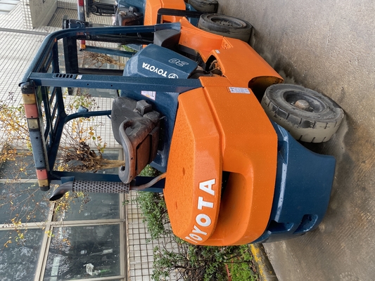Japan TOYOTA FD30 Diesel vorkheftruck 3 ton palletheftruck met lage werktijden