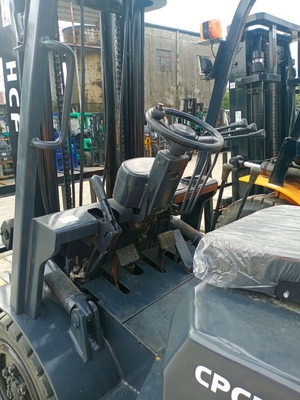 Klant Japan HELI FD30 Diesel Vorklift 3 ton Mini tweedehands heftruck