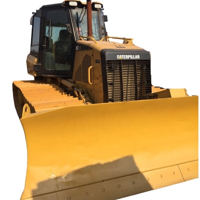 Gebruikte Caterpillar D5K Bulldozer met een capaciteit van 2,09 m3 en een machinegewicht van 9408 KG