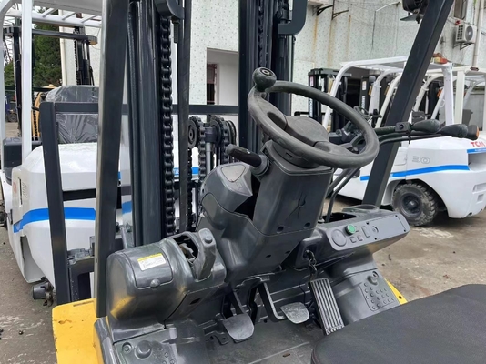 Gebruikte KOMATSU FD30 vorklift container palletheftruck in goede staat in 2023