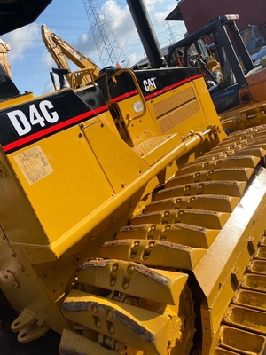 Tweedehands bulldozer CAT D4C gebruikte kruiper 60 kW origineel Japanse bouwmachines