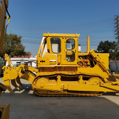 Hydraulische kruipbulldozer Komatsu D85-18 tweedehands met originele kleur