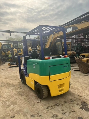 Korte werktijden en goede conditie Komatsu 3T vorklift FD30 voor bouwwerkzaamheden