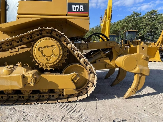 Japanse tweedehands CAT D7R bulldozer met lage werktijden in Japan voor betaalbare prijs