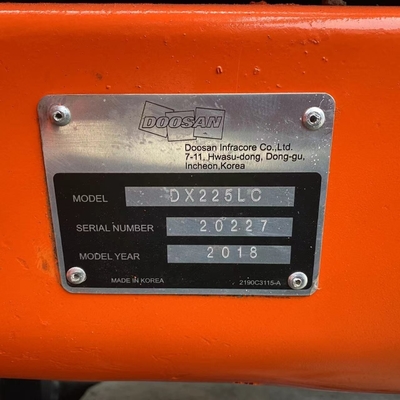 Draaiend type Crawler Hydraulische graafmachine Tweedehands Doosan DX225LC Koreaanse gebruikte graver