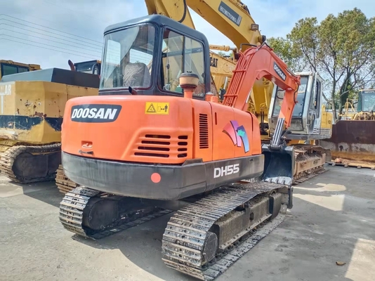 5.5 ton Doosan DH55 Crawler Excavator met originele Koreaanse motor en 0-2000 werkuren