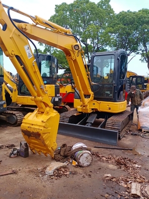 Mini Komatsu PC50 graafmachine 0.2m3 emmercapaciteit 100% klaar Uitstekende staat