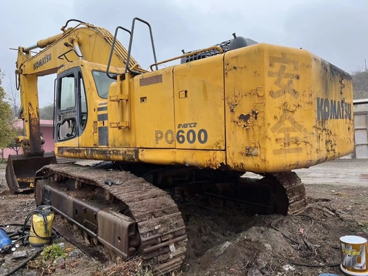 Gebruikte KOMATSU PC600 graafmachine in uitstekende staat met weinig werktijden
