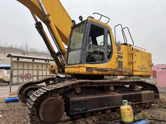 Gebruikte KOMATSU PC600 graafmachine in uitstekende staat met weinig werktijden