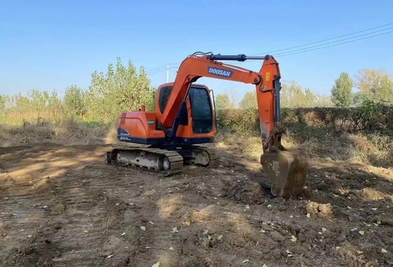 Doosan DX75 gebruikte graafmachine met originele verf en hoge bedrijfsdoeltreffendheid in Japan
