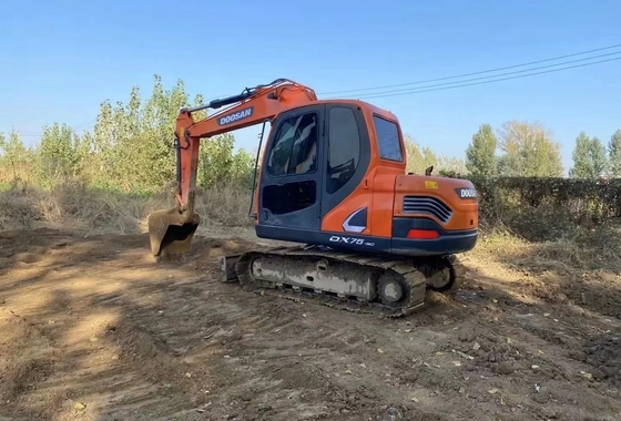 Doosan DX75 gebruikte graafmachine met originele verf en hoge bedrijfsdoeltreffendheid in Japan